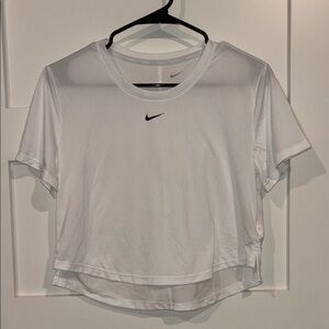 Nike Crop Top